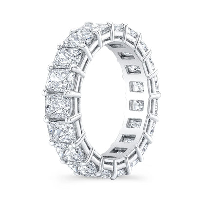 Anillo eternity con diamantes corte radiante 6.00 ct en oro blanco 14k — Amelia Maia.