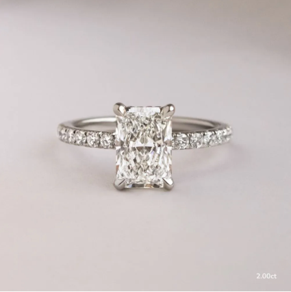 Anillo de Compromiso Radiant Diamond · 2.00 ct