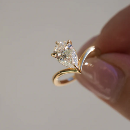Anillo de Compromiso Pear Diamond · 2.00 ct