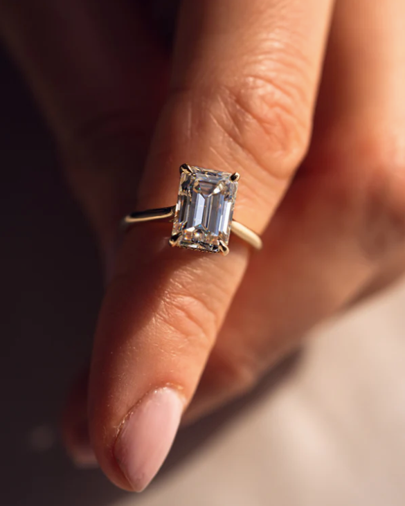Anillo de Compromiso Emerald Solitaire Diamond · 1.50 ct