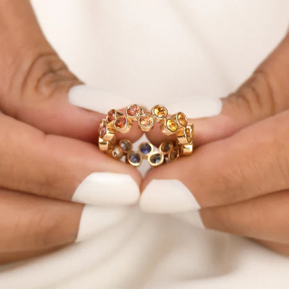 Anillo eternity bold multicolor en plata 925 con diamantes de laboratorio sostenibles — Amelia Maia.