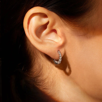 Pendientes aro elegantes con diamantes lab-grown.