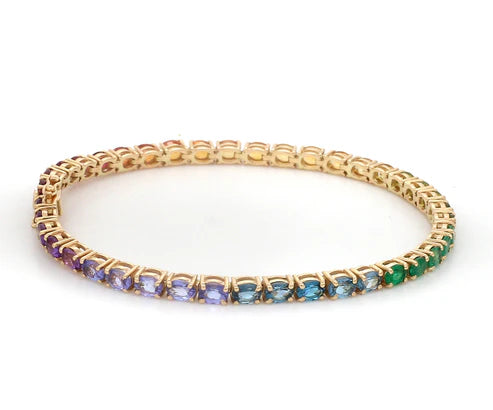 Joya clásica con fancy diamonds multicolor en oro o plata — Amelia Maia.