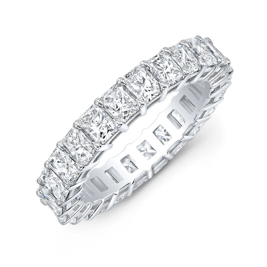 Anillo eternity con diamantes corte radiante 5.00 ct en oro blanco — Amelia Maia.