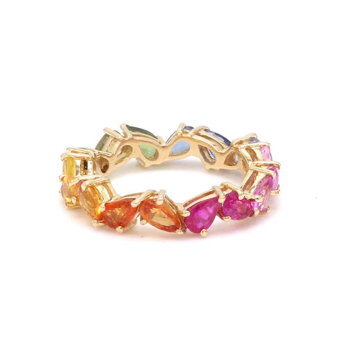 Anillo eternity pera multicolor en oro rosa 14k con diamantes de laboratorio de colores — Amelia Maia.